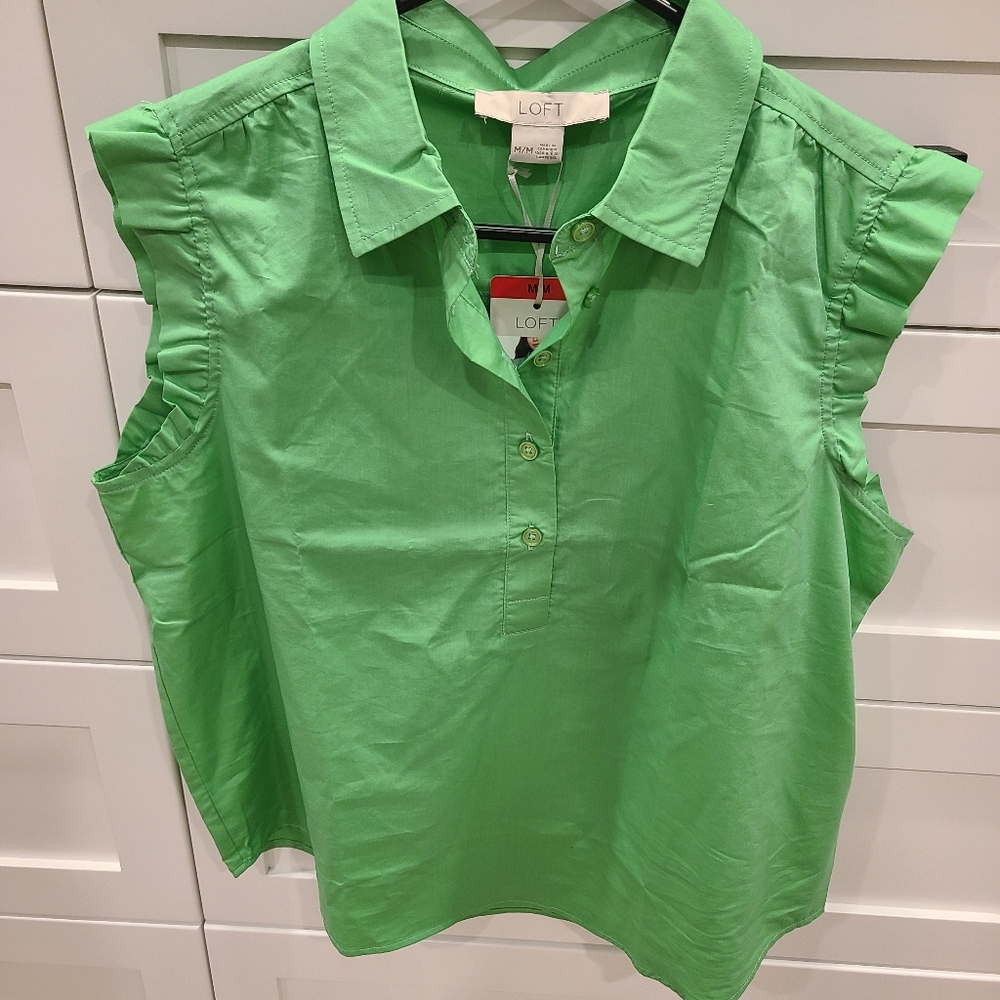 LOFT Green Sleeveless Women's Top
